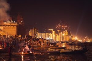 Ganges River- Delhi Jaisalmer Jodhpur Udaipur Jaipur Agra Varanasi Tour