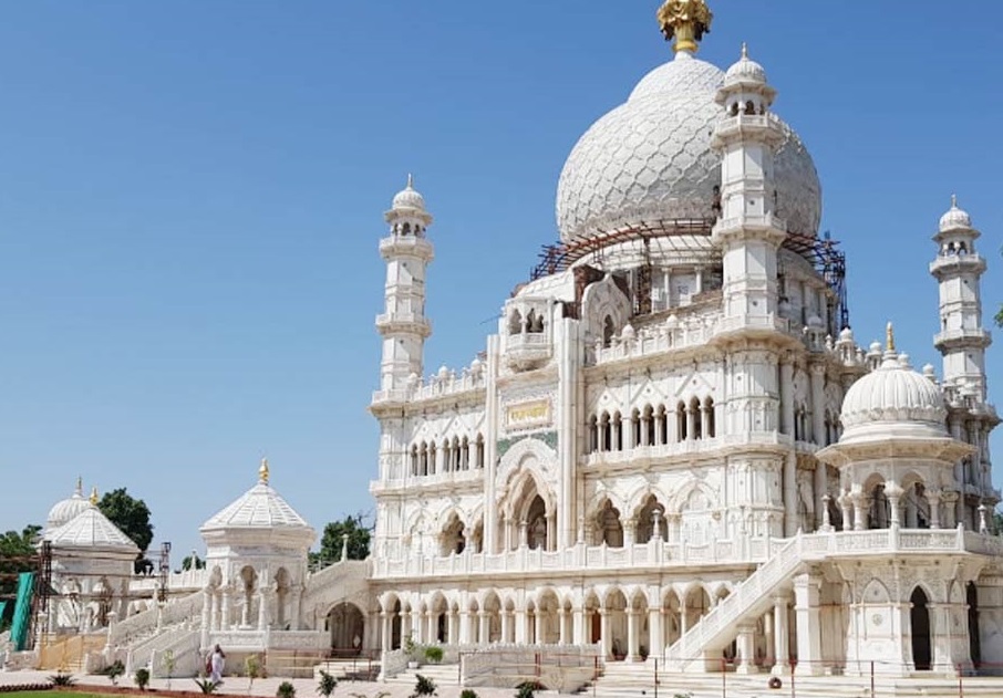 Dayal Bagh Temple in Agra