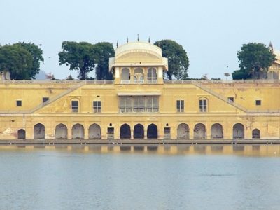 jalmahal-Golden Triangle Tour Package from Delhi by Taxi for 4 Days and 3 Nights